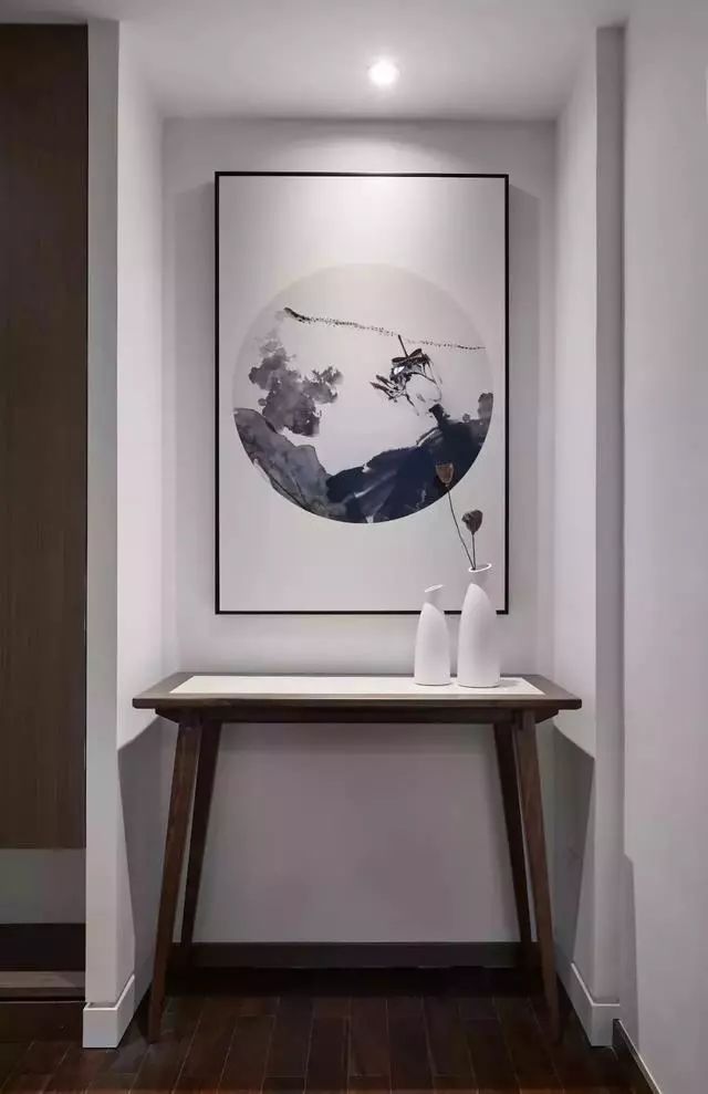 玄關鞋柜放什么植物好_玄關鞋柜擺什么花_玄關鞋柜上放什么綠植好